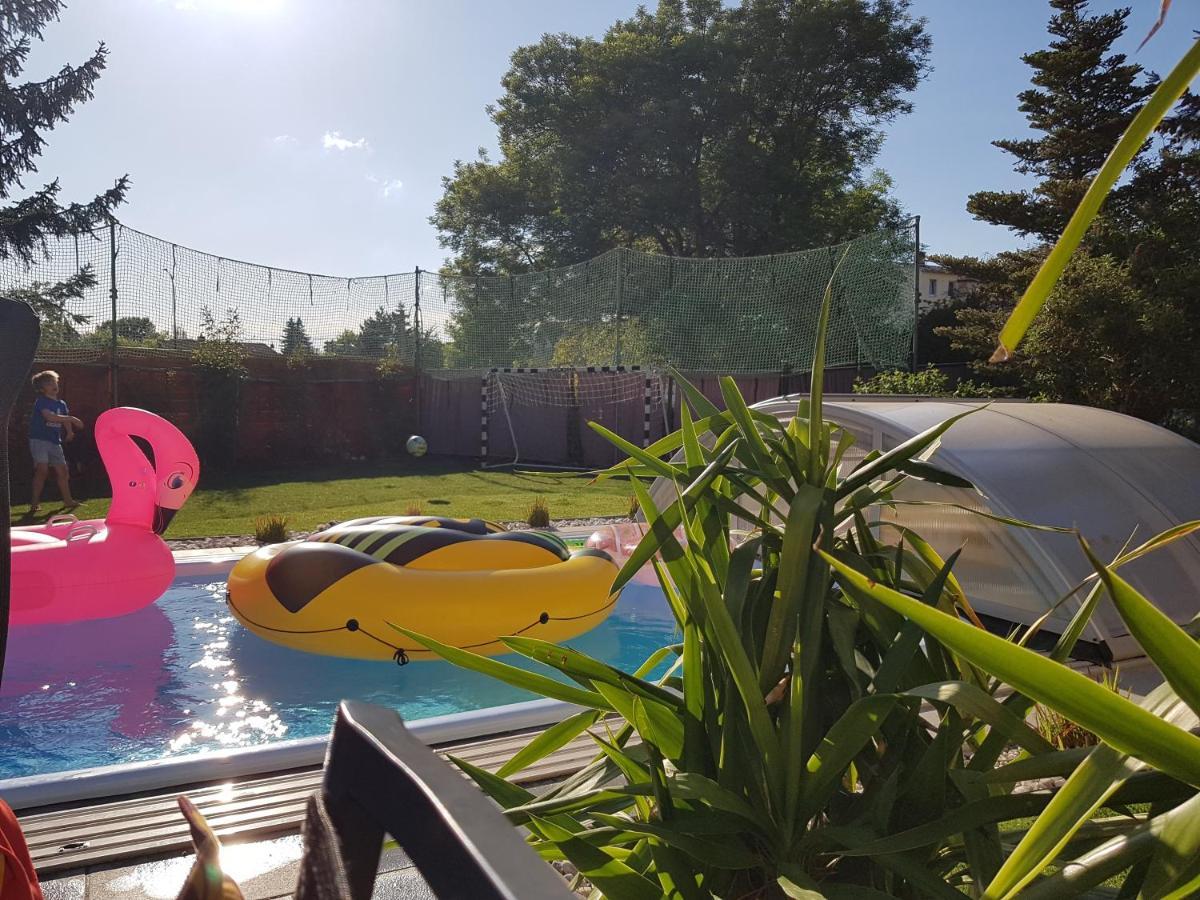 Pool & Lake Holiday Home مارك كليبرغ المظهر الخارجي الصورة